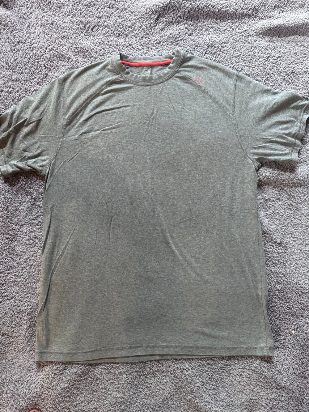 Tasc performance bamboo T-shirt men’s sz m gray
